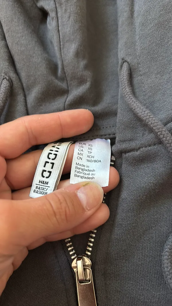 H&M gray cropped jacket - Image 4