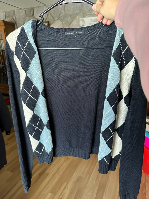 Sweater - Image 3