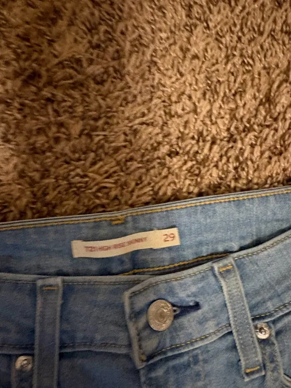 Levi's 721 High Rise Skinny Jeans Size 30 Light Blue Denim Zip Fly Pockets Fade - Image 2