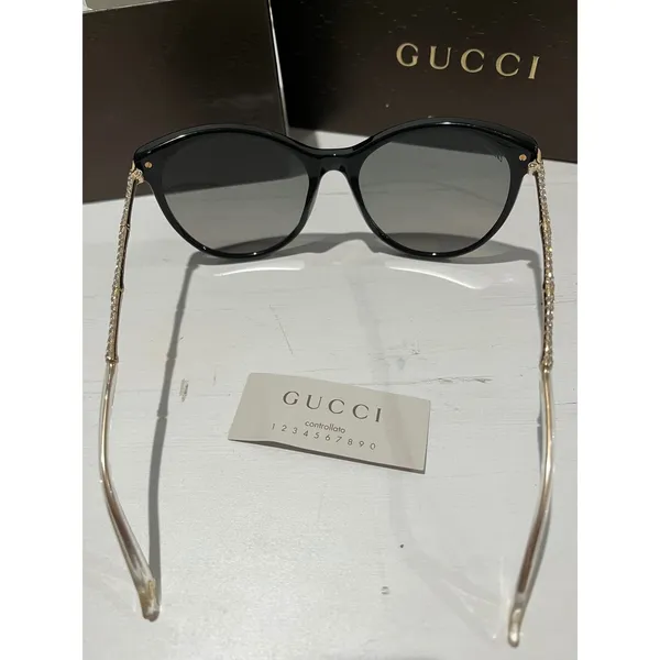 Gucci Women's Polarized Sunglasses Black Frame Gold Detail Designer‎ Eyewear - Image 4
