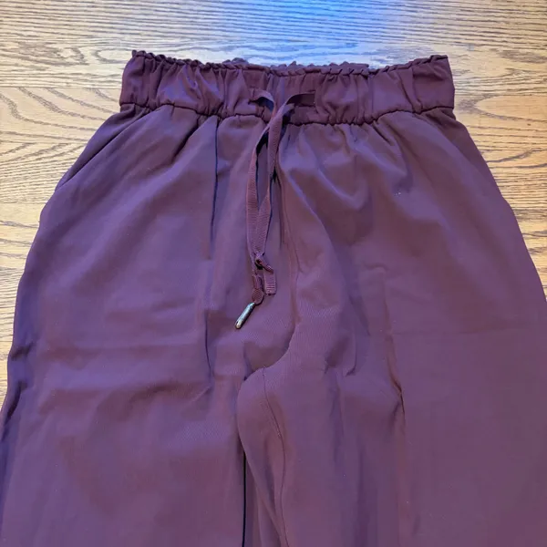 Lululemon Keep Moving Pant Cassis - Image 4