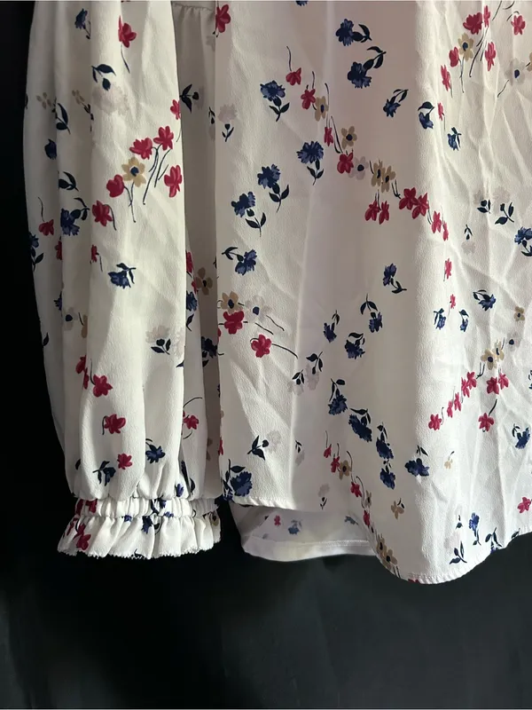 Ann Taylor White Floral Bell-Sleeve Blouse Red, Navy & Tan Print LG - Image 4