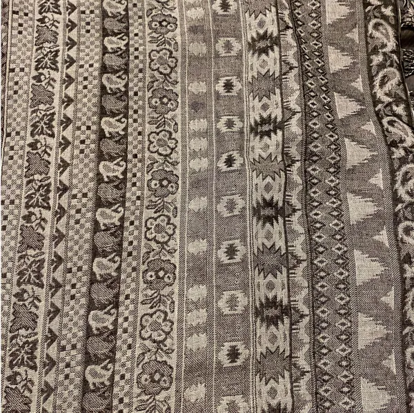 Women’s Scarf Gray - Image 3