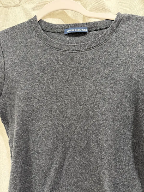 Brandy Melville Top Crop - Image 2