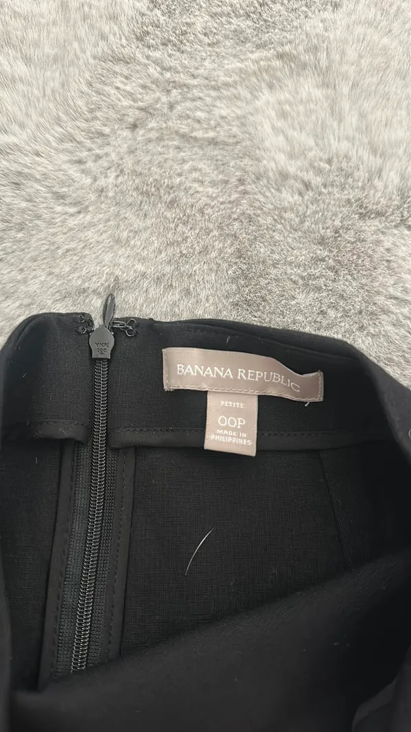 Banana Republic Black Skirt Pencil - Image 2
