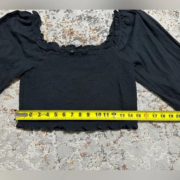AERIE Smocked Puff Sleeve Square Neck Black Crop Top Size Medium 100% cotton - Image 8