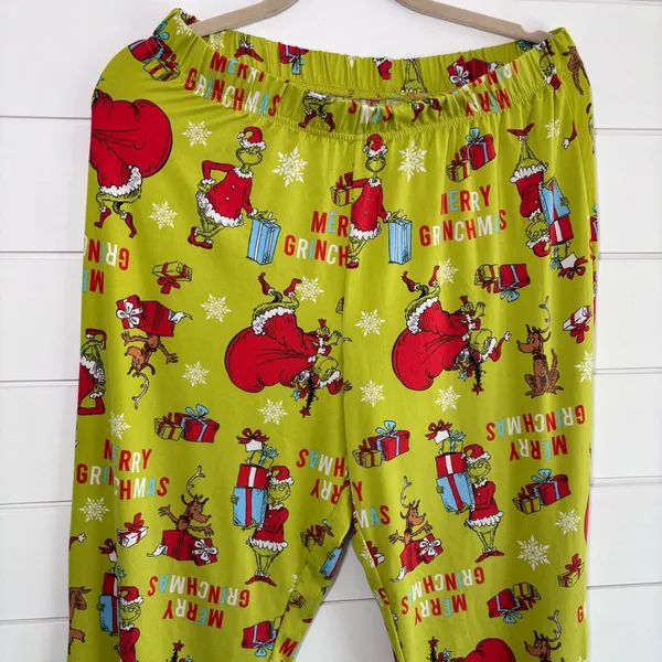 Dr. Seuss Grinch Pajamas Pants Green and‎ Red Size M - Image 2