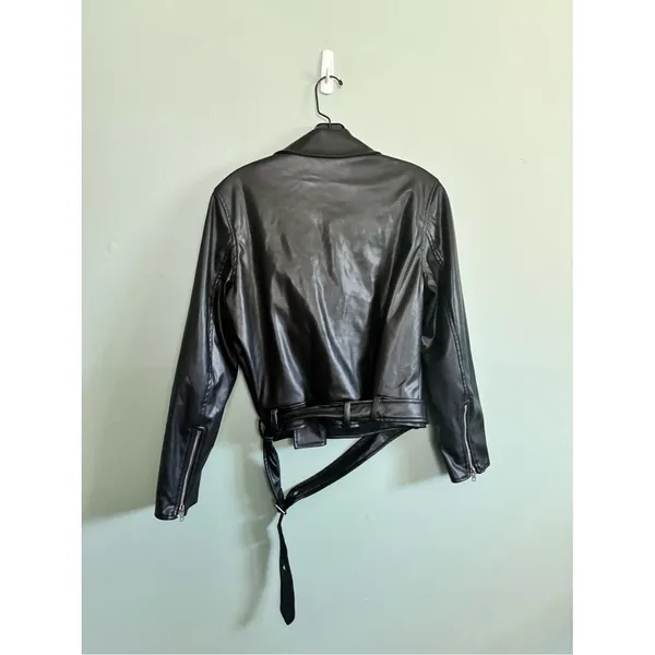 Princess Polly Women's Black Faux Leather Cropped Asym Punk Moto Jacket Sz 6 - Image 5