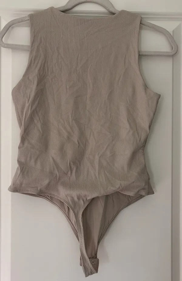 House of Harlow 1960 Ribbed Bodysuit - Image 3