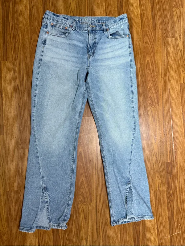 American Eagle 90s Bootcut  High Rise Light Wash Split Front Hem Jeans Size 12 - Image 2