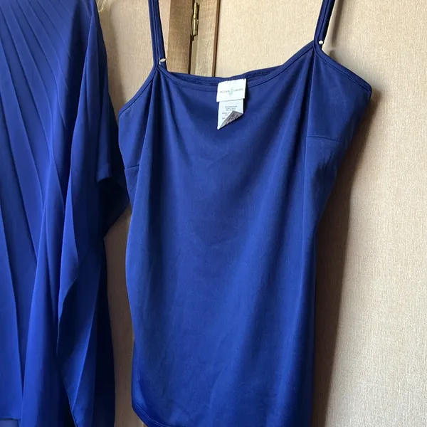 FINAL MARKDOWN Jaclyn Smith two piece set small - Image 10