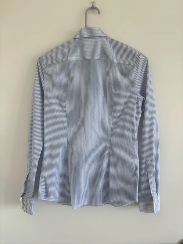 Banana Republic Light Blue Stripe women’s Dress Shirt - Image 4