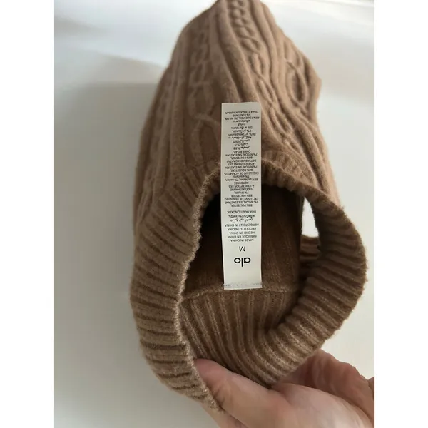 Alo Yoga Cable Knit Winter Bliss Mock Neck Tank Toasted Almond M - Image 7