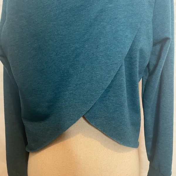 Gymshark Cropped Workout Yoga Hoodie with Criss Cross Open Back Women's Size L - Image 5