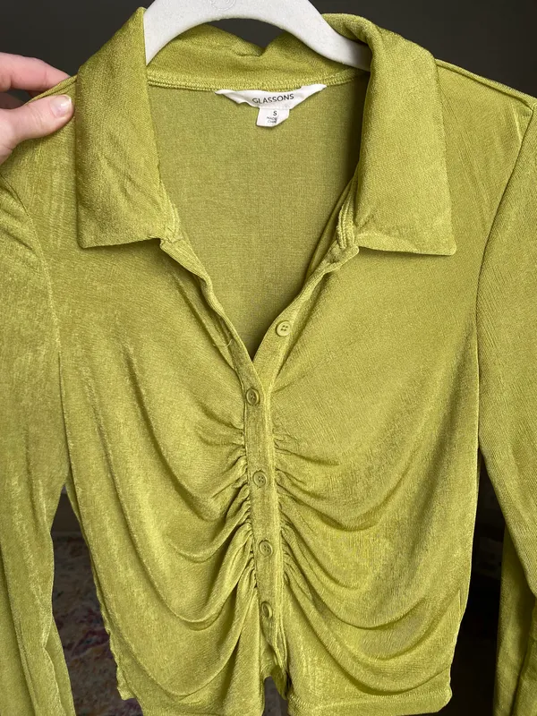 Green Button Down Ruched Top - Image 4