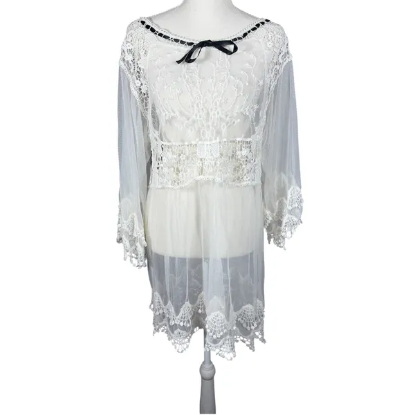 White Sheer Lace Tunic Womens M Mesh Crochet Bell Sleeve Fairycore - Image 4