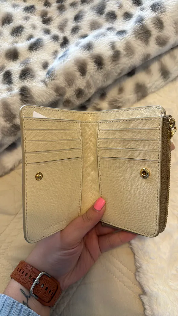 Wallet - Image 2