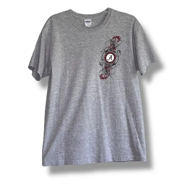 Gildan Ultra Cotton Alabama Crimson Tide Collegiate short sleeve T-shirt Medium - Image 2