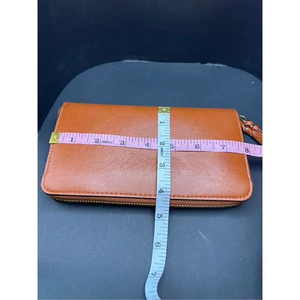 Universal Threads Tan Brown Faux Leather Full Zip Clutch Wallet - Image 6