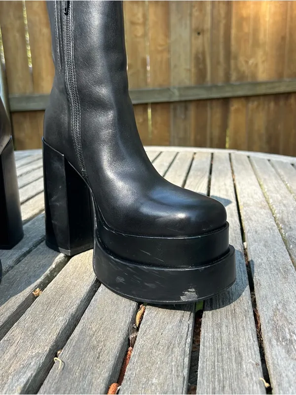 Steve Madden Black Genuine Leather Cobra Platform‎ Bootie size 9.5 in black - Image 7