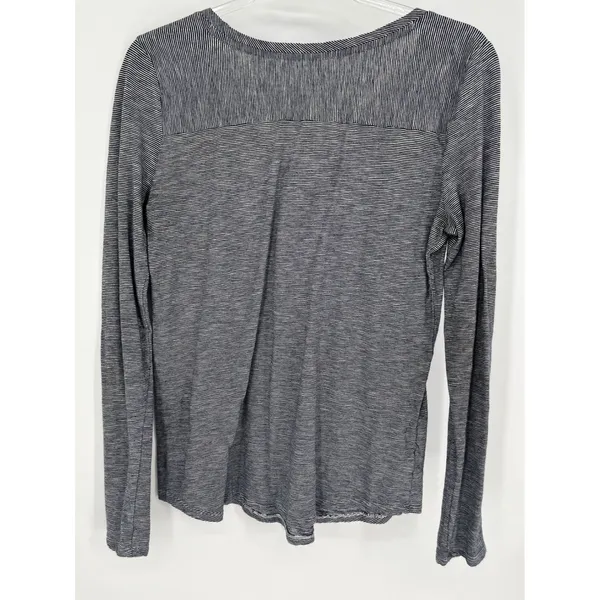 LOFT Striped Long Sleeve Tee Women Medium Blue White Cotton Slub‎ Knit - Image 4