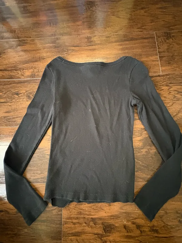 Universal Threads Black Long Sleeve - Image 3
