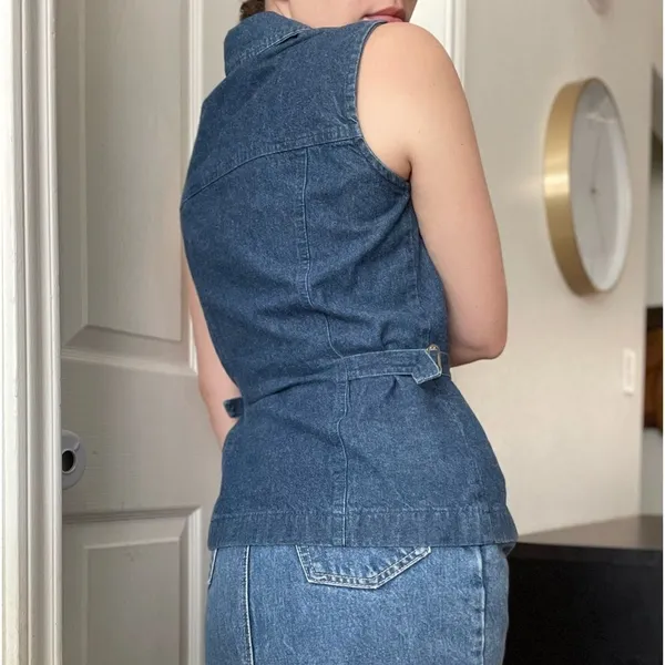 Vintage Denim Sleeveless Denim Zip‎ Up Vest Size Medium Front Pockets Waist Coat - Image 4