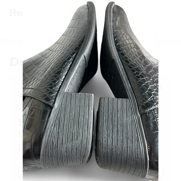 Volatile Chronicle Bootie (Women) Size 8.5 black. - Image 7