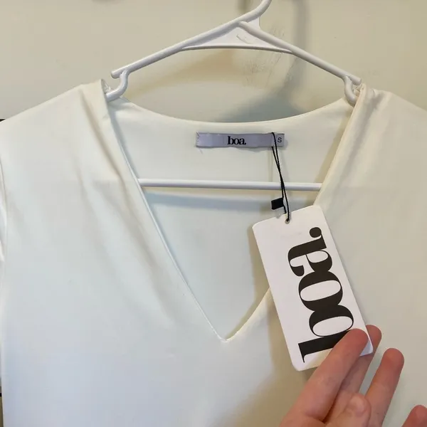 NWT | BOA women’s long sleeve v-neck midi dress‎ — small - Image 3