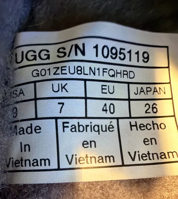 UGG | Women's Fluff Yeah Slide slippers. Size: 9 - Image 7
