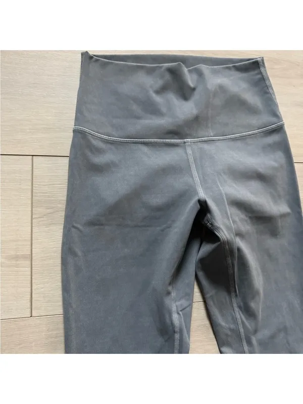 Lululemon Wunder Under High-Rise fitted tight 28” retro acid/mineral wash size 4 - Image 2