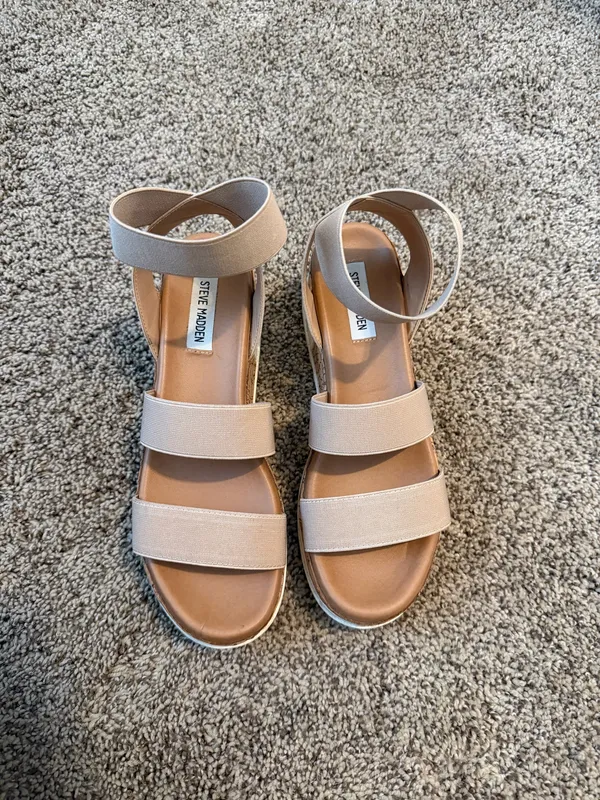 Steve Madden Platform Sandals - Image 2