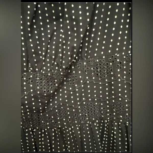 Ann Taylor Black White Polka Dot‎ Midi Dress Eyelet Hem Spaghetti Straps Size 4 - Image 3