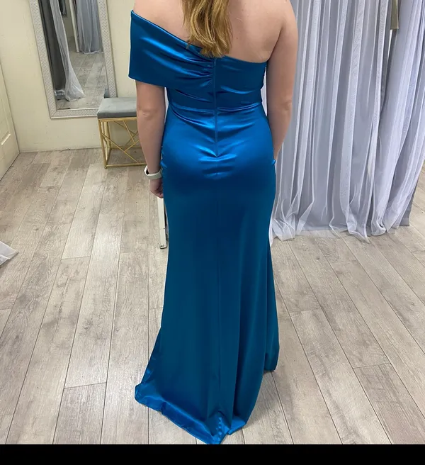 Prom Or Homecoming Dress - Image 3