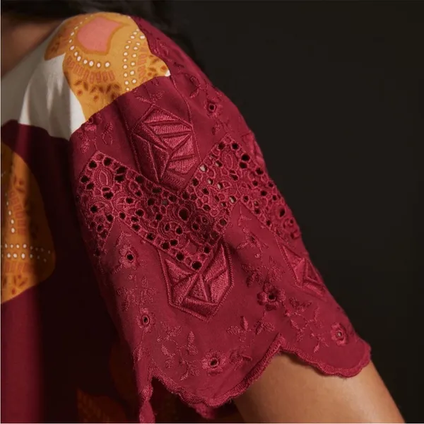 Anthropologie TINY Jeanine Eyelet Embroidered Floral Burgundy Top Small Tee - Image 2