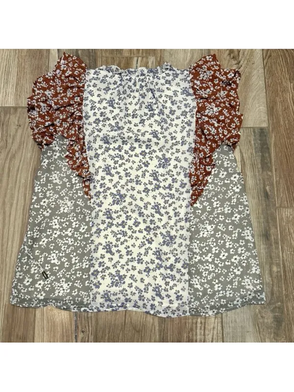 Entro Flutter Sleeve Multi Print Blouse - Image 3
