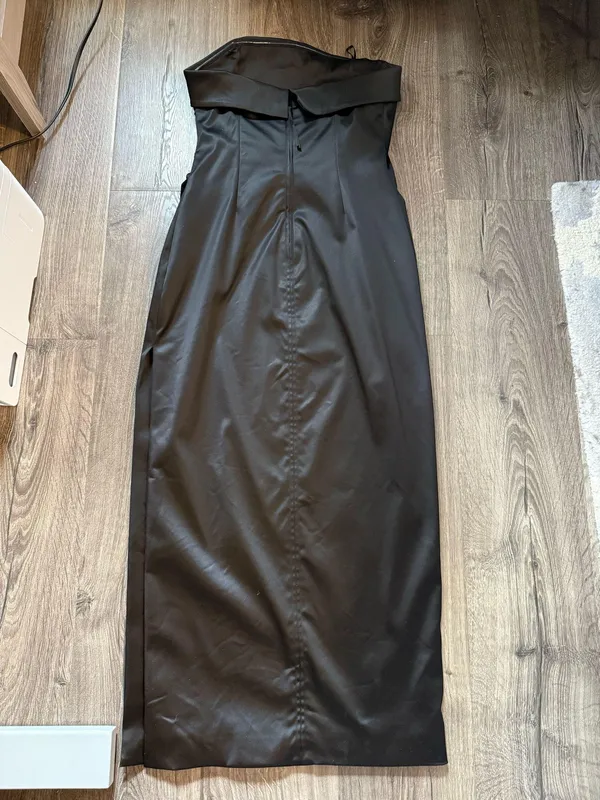 Aritzia Ten by Babaton Black Satin Strapless Dress - Image 7