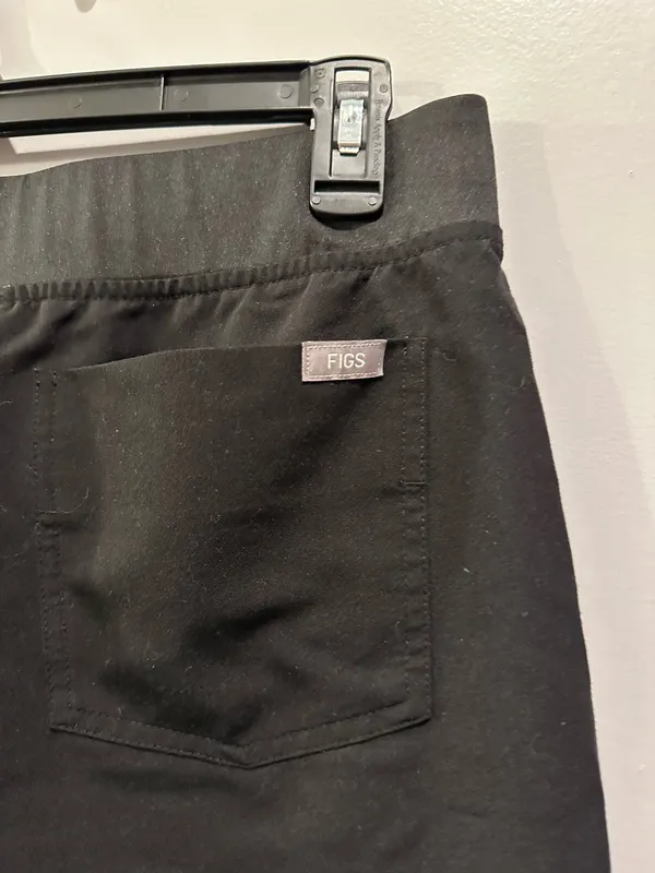 FIGS Zamora Jogger Scrub Bottoms Black - Image 8