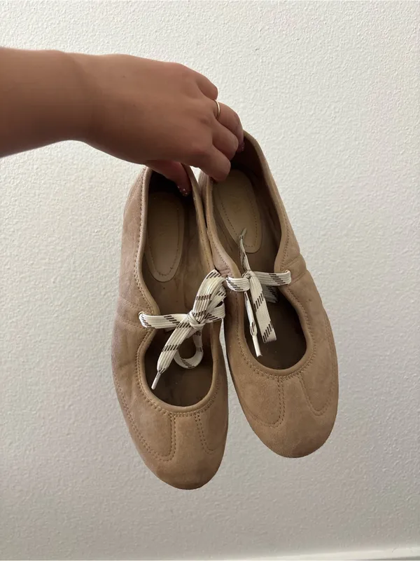 Zara split suede ballet flats - Image 2