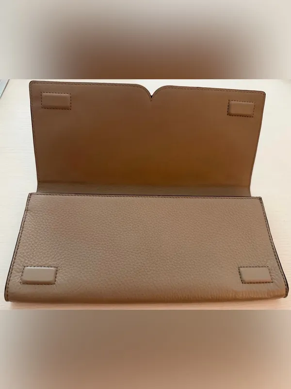 Tory Burch Miller Logo Folding Serif Clutch in French Gray - NWOT - Image 4