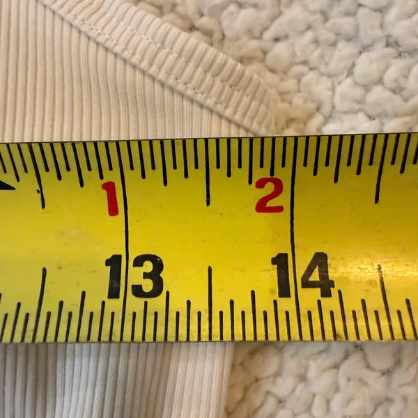 NWOT Spanx Ribbed‎ Bodysuit Beige Size M Shapewear Tank - Image 4