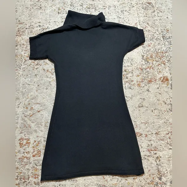 ATHLETA Cowl neck sweater dress with pockets size Small black - Image 3