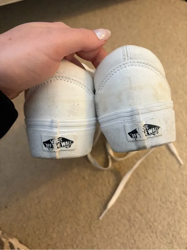 Vans White Canvas Low-Top Trainers - Image 6
