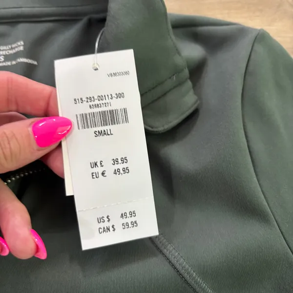 NWT Gilly Hicks Hollister Cropped Workout Athletic Full Zip Jacket Green Small - Image 3