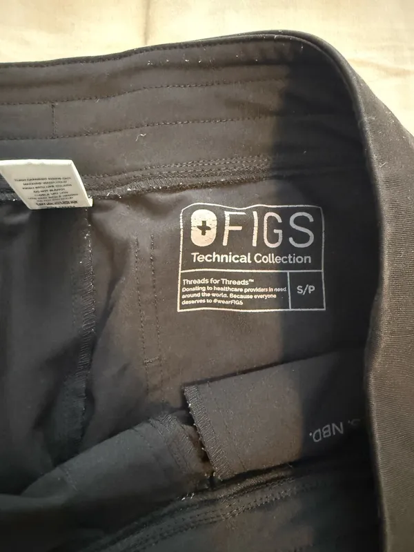 FIGS Jogger Scrub Pants - Image 2