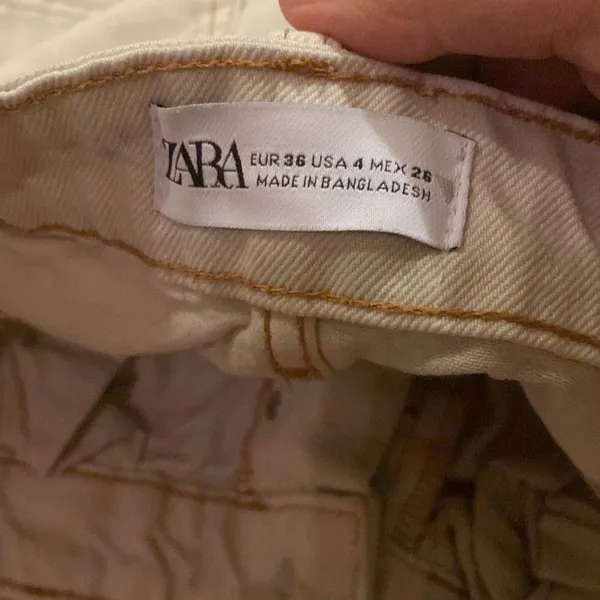 Zara jean‎ shorts size 4 - Image 6
