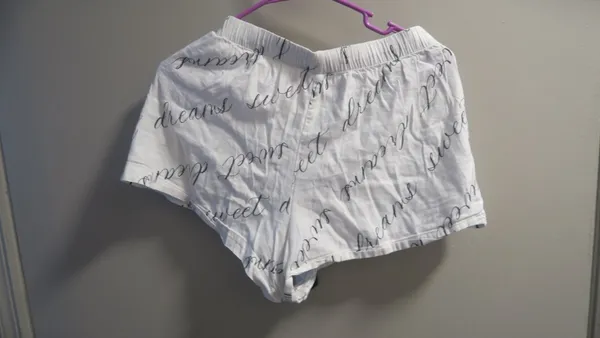 Victoria's Secret sweet dreams all over pajamas shorts in white and black size small. - Image 7