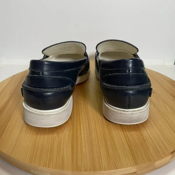 Tory Burch Sport Women 6 Navy Blue Leather Loafer Golf Tee Pocket Preppy - Image 5