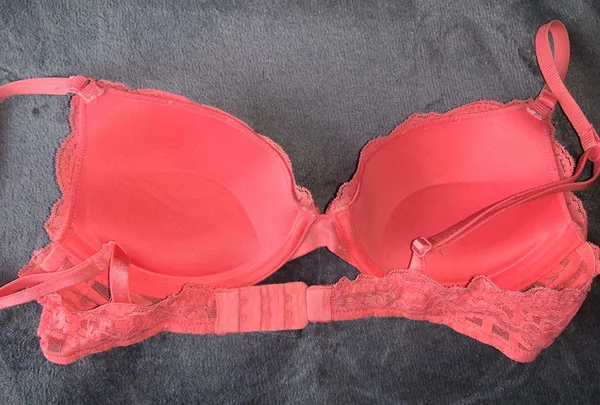 Bra Size 34 B - Image 2