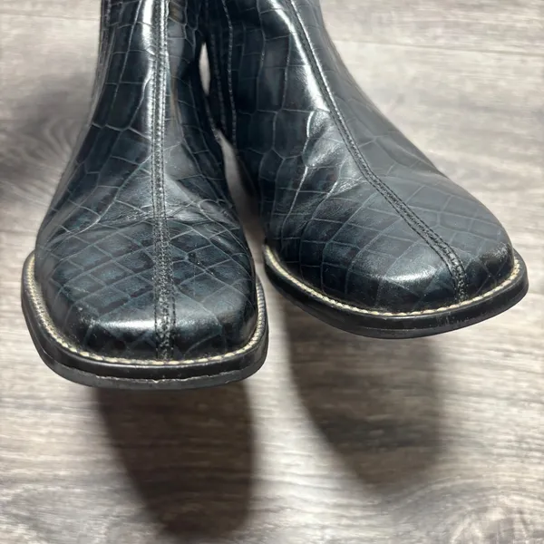 Trotters Black Croc Embossed Booties Square Toe Side‎ Zip Block Heel Size 5M - Image 4